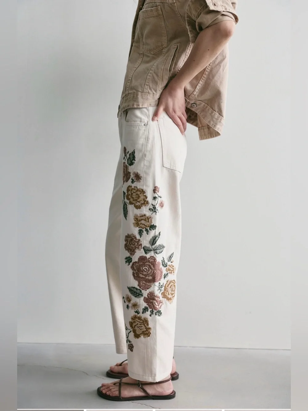 268$ We The Free Willow Cross Stitch Embroidered Jeans